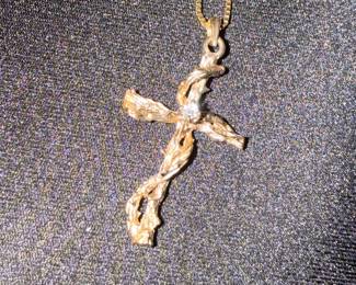 14k Yellow Gold Abstract Textured Cross Pendant Necklace
