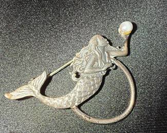 Sterling Silver Mermaid Holding Pearl Brooch by JJ (Jonette Jewelry)