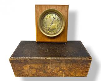 38 AshtonValveBrassGaugewWoodenStorageBox