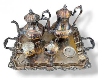 139 SilverplateTeaCoffeeServicewLargeServingTrayAccessories