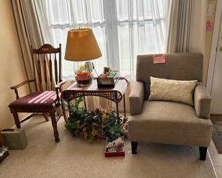 Comfy chairs, Rataan table