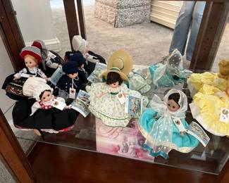 M ore Madam Alexander dolls