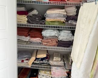 Sheets (most all twin - a few full)