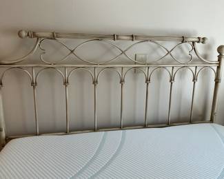 Queen sized headboard 