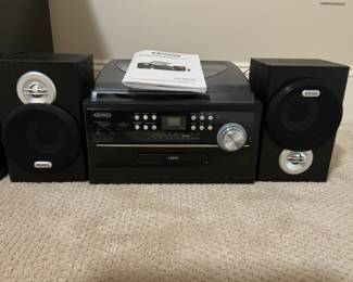 Jensen CD stereo system 