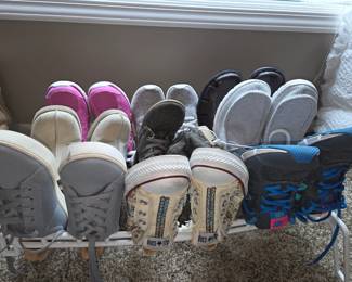Nike, Converse, New Balance, Adidas etc