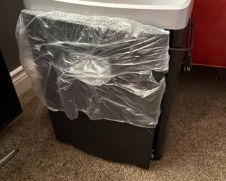 Paper shredder