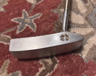 LUCKY putter