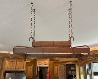 Hanging pot rack 