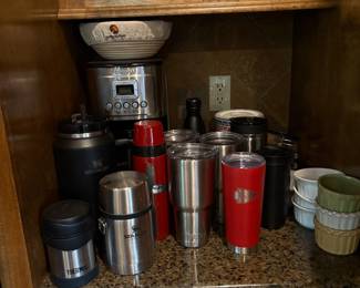 Lots of YETI/ Stanley drinkware 