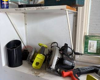 Lots of electronic tools 