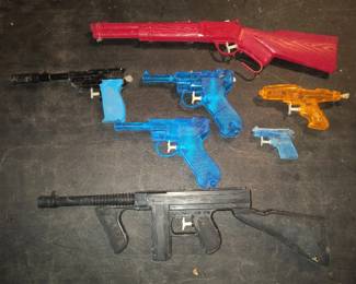 Assorted water guns