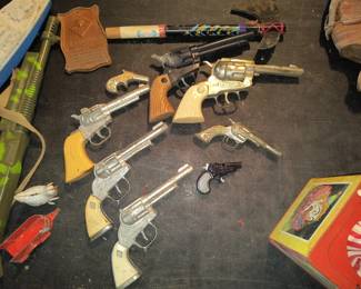 Assorted cap guns 