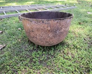 15 gallon cast iron wash pot