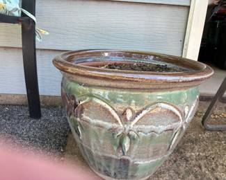 Ceramic pots - multiple 