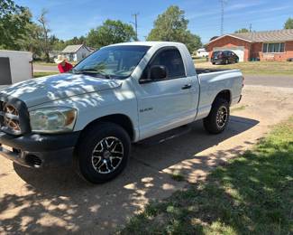 2008 dodge ram- 2wd