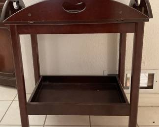 Dinner serving table 33” x 35”