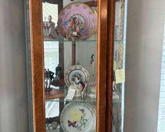 curio cabinet $225