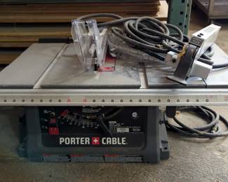 Porter Cable Jobsite Table Saw, Model PCV220TS, Powers On