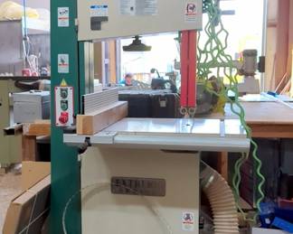 Grizzly Extreme Series Bandsaw, Model G0514X, Powers On, Includes 2 Additional Blades