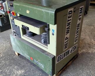 SCMI S 520 Industrial Woodworking Planer, Powers On