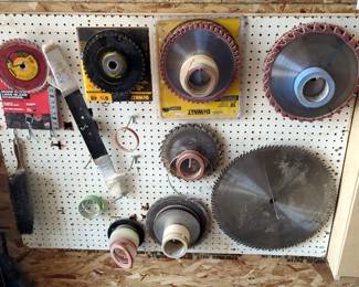 Saw Blades, Sanding And Grinding Discs And More, Various Sizes And Types
