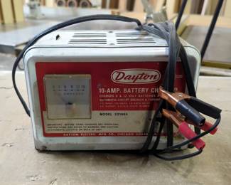 Dayton 10-Amp Battery Charger, Model 2Z198A, Powers On 