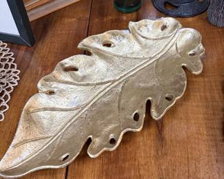 Vintage Metalcrafters leaf-shaped dish
