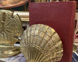 Vintage clamshell brass bookends, sand dollar bookends, vintage books