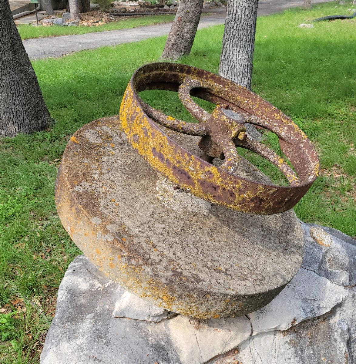 Grinding wheel