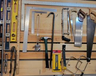 Lots of hand tools.  In excellent condition 