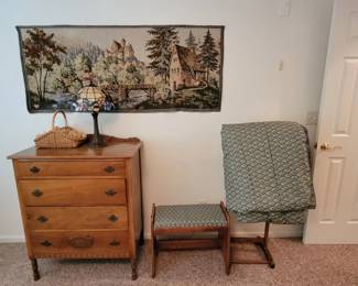 Very nice vintage dresser