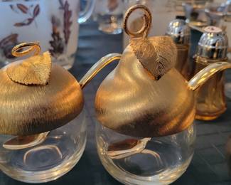 Apple and pear condiment dishes