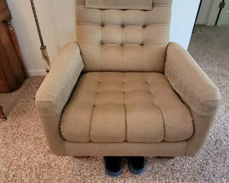 Nice mid-century chair