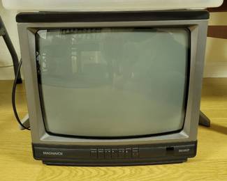 Vintage 13" Magnavox 