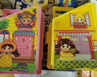 Knickerbocker Dolly Pops playhouse