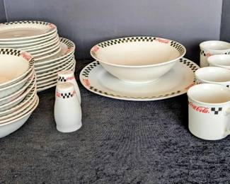 CocaCola by Gibson Dinnerware 8 Place Settings