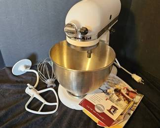  06 KitchenAid Classic Mixer