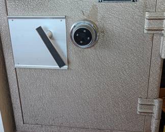 Large vintage Meilink floor safe