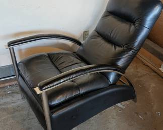 High end recliner 