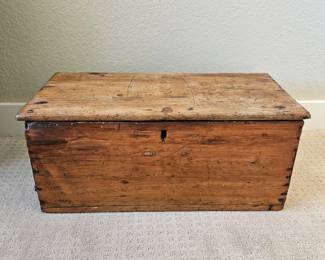  Antique Wood Storage Trunk Hinged Lid Primitive Chest Rope Handles 26.5”