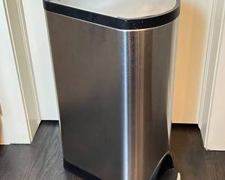  Lot #176 - Simplehuman Stainless Steel Rectangular Touch Bar Trash Can - Kitchen Bin
