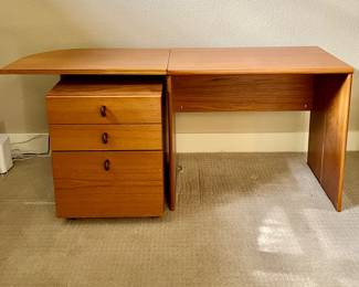  Vintage Mid-Century Modern Office Desk and Drawer Cabinet Chrome Leg