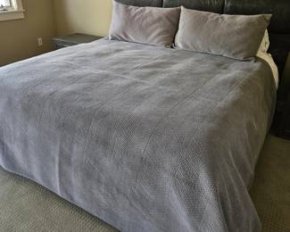  Restoration Hardware RH Gray Herringbone King Quilt Coverlet Set w 2 Shams