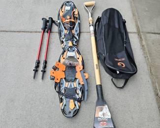 Go2Gether Men's Large Snowshoes Trekking Poles Ridgid Ice Scraper Tool Lot