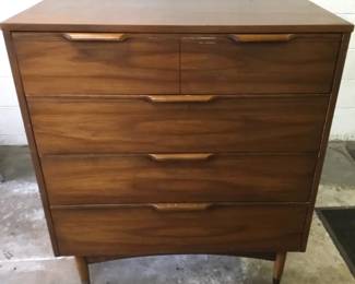 Mid Century Chest of Drawers