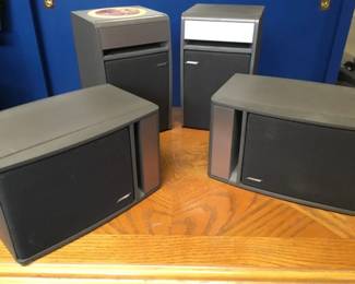 008 BOSE Speakers