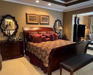 Bernhardt King Size Bedroom Suite