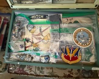 Military patches and pins 