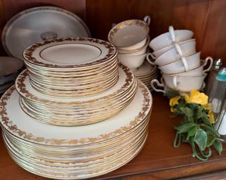 Wedgewood China Set